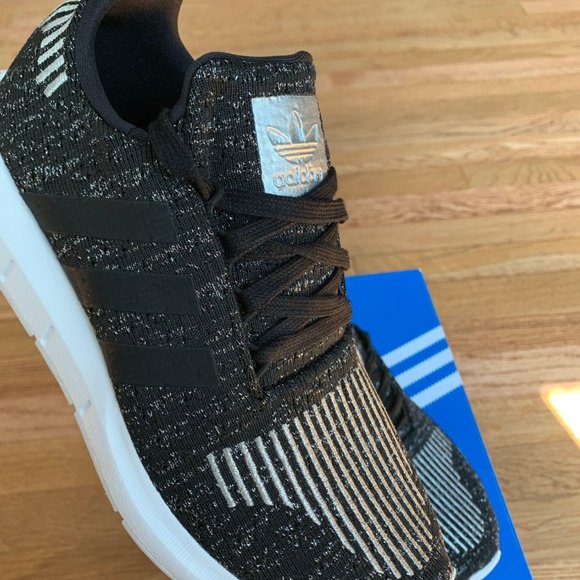 Adidas Swift Run Black / Metallic Womens Shoes - Picture 6 of 6